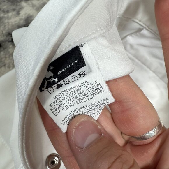 Oakley Sports Tennis Golf Shorts - Picture 5 of 5